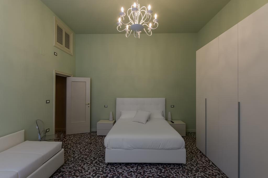 Alighieri Theatre Charming Apartamento Ravenna